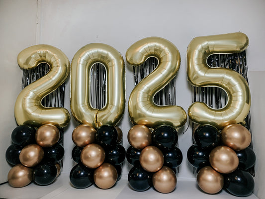 Ring in the New Year with Stunning Balloon Decor 🎉✨