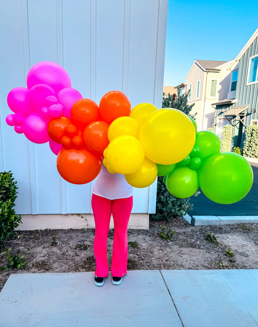 Bring the Tropics to Your Event with the Tropicana Balloon Garland – The Ultimate Summer Party Vibe!