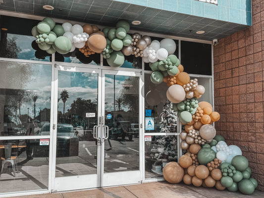 grand opening balloons for storefronts | The Balloon Pop Co